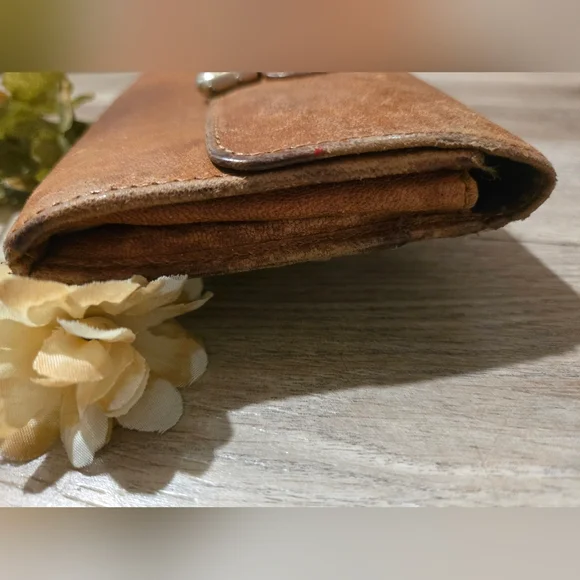 VINTAGE CHLOE BOW KNOT LONG WALLET - Picture 3 of 8